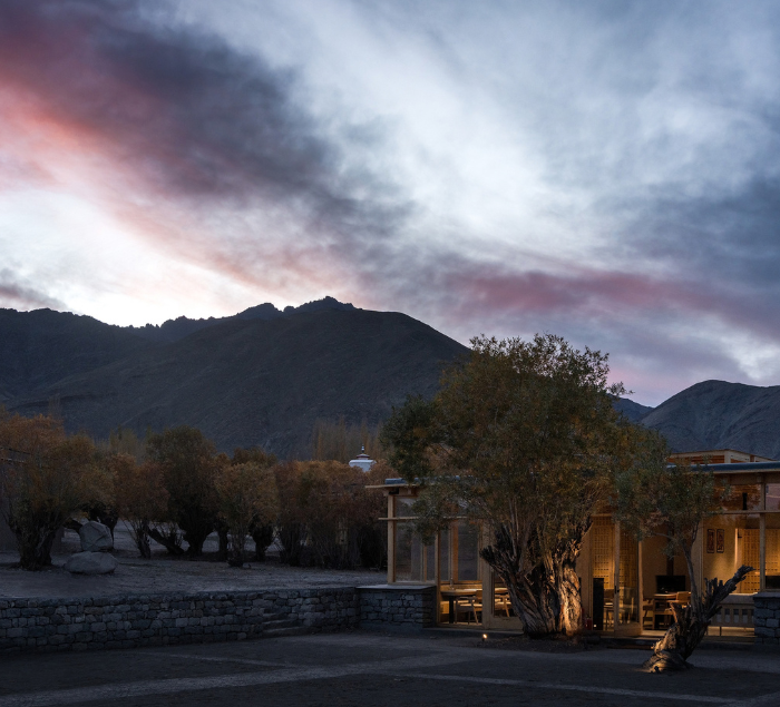 leh package offer